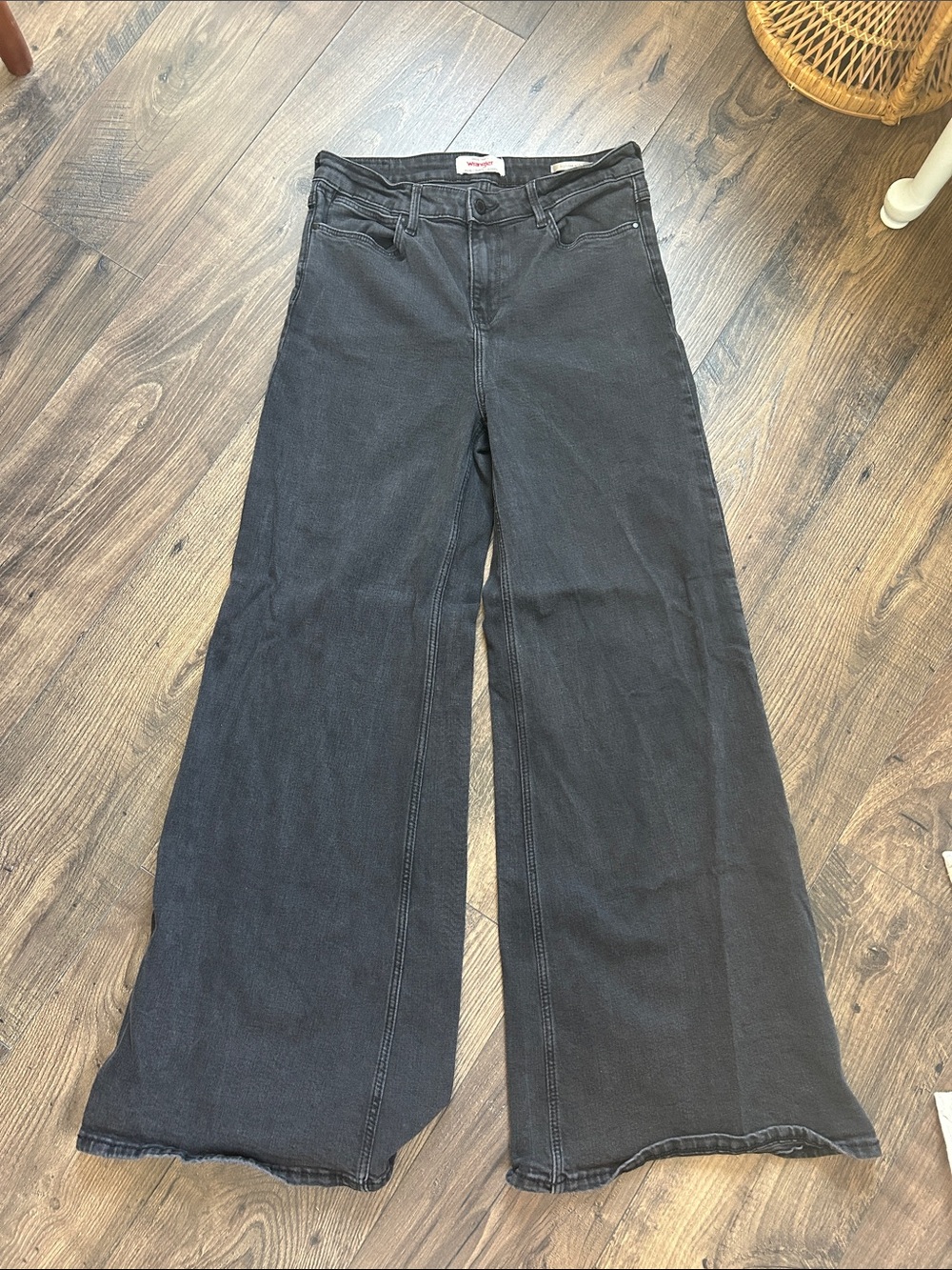 Wrangler High Rise Wide Leg Jeans in a versatile washed black denim.